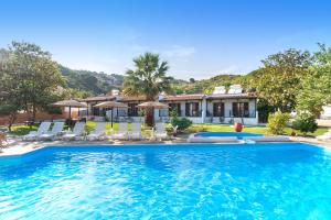 PENSION STRAWBERRY Skiathos Greece