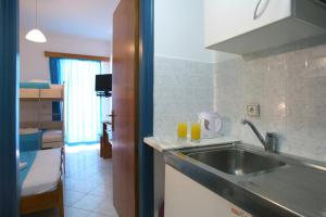 Theocharis Bros - Studios Apartments Lefkada Greece