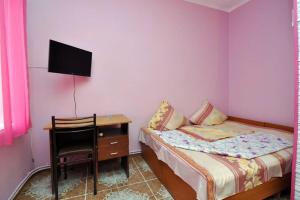 Basic Triple Room room in Domashniy Ochag Guest house