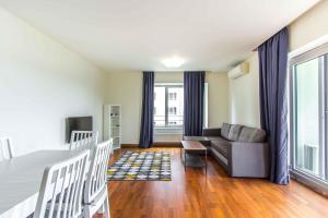 Two-Bedroom Apartment room in Luxury Apartment Bucharest Mall area
