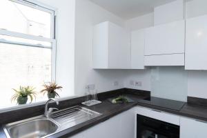 GreenStar Apartments - Short Walk AwayDundee City Centre - Next To Abertay University - Perfect For Your Short or Long Stays - Weekly & Monthly Offers For Your Longer Stays - CLICK FOR OPTIONS - 6 PROPERTIES AVAILABLE FROM 1 TO 3 BEDROOMS