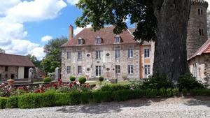 Maisons de vacances gite au Chateau de Sallebrune : photos des chambres