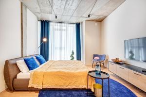 HaPPy Inn GOLD Studio, self check-in, Parking in the underground garage