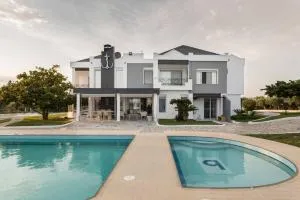 One Villa - Calm and Peace in our Private Beach - Mesimérion