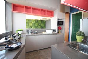 Theory9 Premium Service Apartments Khar