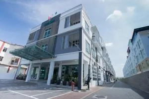 Hotel Adya Express Chenang - 巴东马士力