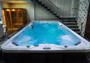 Luks Lofts Hotel & Residences