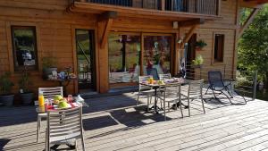 Sejours chez l'habitant Chalet les Vagnys - Lac des Vernays : photos des chambres