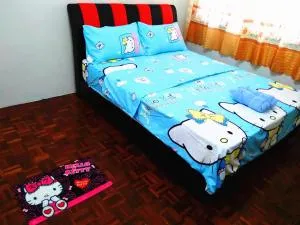 H Homestay Sibu - 1000Mbps 1Gbps Wifi, Astro & Auto Gate Parking Semi Detached House! - Sibu