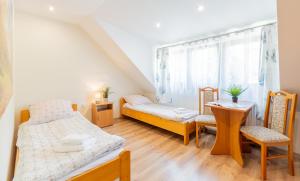 Apartament i Pokoje Gościnne u Lusi - BASEN z podgrzewaną wodą