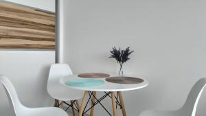 White Almond Apartment