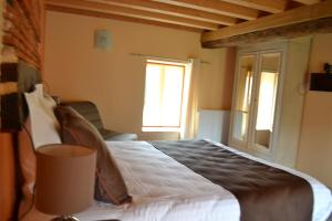 B&B / Chambres d'hotes LES GALAINES : photos des chambres