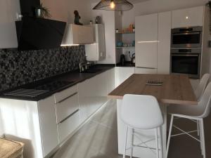 Appartements Anglet Chambre d'Amour, App T2 recent, Classe 4 et, jardin et parking prive a 100 m des plages : photos des chambres