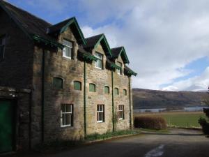 Auchmore Apartments