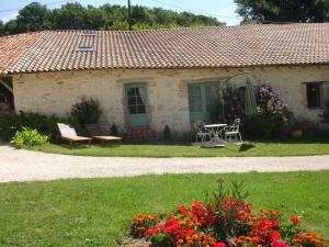 Maisons d'hotes La Maison de Maitre : Suite 1 Chambre