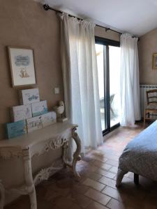 Maisons d'hotes Le Colombier : photos des chambres