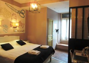 Hotels Hotel des Causses : photos des chambres