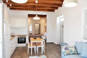 Kalivitis Boutique House Milos Greece