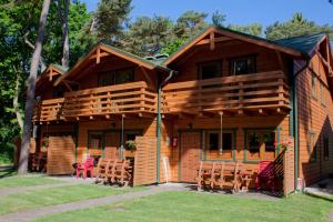 NATURA PARK Ustronie Morskie - domki, apartamenty