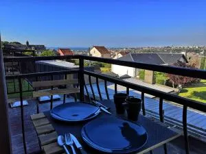 Escale Dieppe Gambetta - Appart et Studios 2-6 personnes Vue Ville et Mer - Дьєпп