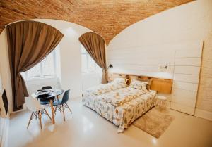 STUDIO K in hitoric city centre