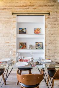 FLORIT FLATS - CENTER Luxurious 1BR 1BA Terrace WI-FI AC