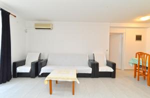 Apartments Marija 85