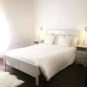 Apartment Roma Vanessa - 卡斯特吉布利尔