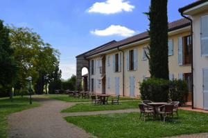 Ariotto Village