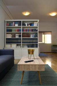 Delmare Aristotelous 7