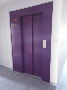 Appartements Studio calme avec parking et ascenseur -304- : photos des chambres