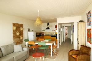 Appartement pour 6 sur la Grande Plage, St Gilles