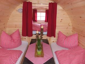 NATURAMA BEILNGRIES - Naturparkcamping und Fasshotel