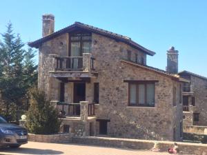 Stone Challet next to Arachova Parnassos Greece