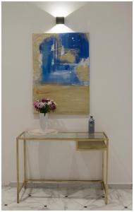 Stylish - Centre Apartment Theatre View