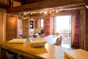 Appartements Chalet l'aubepine residence B&B : photos des chambres