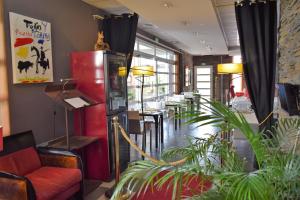 Hotels Logis Hotel La Fauceille : photos des chambres