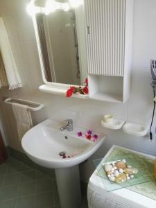 appartamento con vista piscina img13