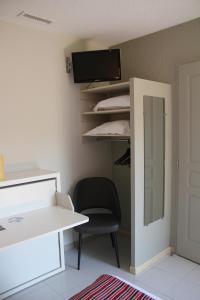 Hotels Hotel Saint Louis : photos des chambres