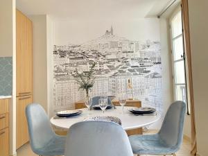 Appartements L'Escale au Coeur du Vieux Port de Marseille : photos des chambres
