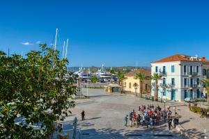 Plaza Filellinon Argolida Greece