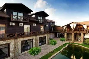 4x4酒店 - Bila Krynytsya