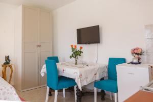 Castello Flower Apartment