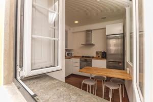 Seaside Family Townhouse - 100m from the sea!