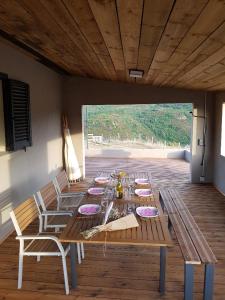 Entre mer et montagne, en plein maquis