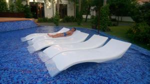 Sunrise furrama villa