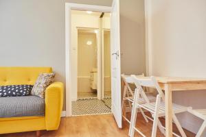 Lola’s apartament close to city center