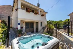 Relax Village Home Mare - Lakmartin