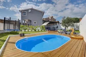 Holiday House Ulika - Loborika