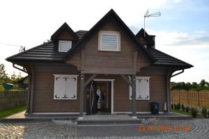 Willa Myśliwska dom 10-osobowy ZE STREFĄ BASENOWĄ w miejscowości Chocznia NIEDALEKO ZATORU I ENERGYLANDII